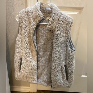 Women’s fluffy vest